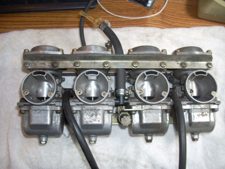 Carburetors - Suzuki - www.MotorCycles.com