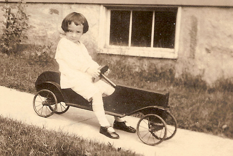 ROmeo Savoie in a child car