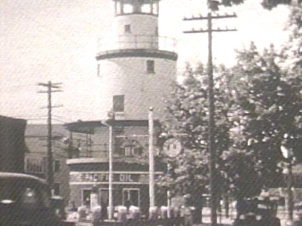Lighthouse North and Kempton Streets - New Bedford, 1939 - www.WhalingCity.net