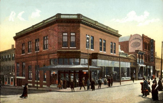 Union Street railway building with talbot's, Cherry 7 Co. and C.F. Wing - www.WhalingCity.net